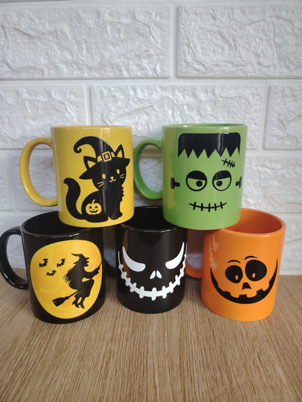 TAZA DE CERAMICA DISEÑO HALLOWEEN