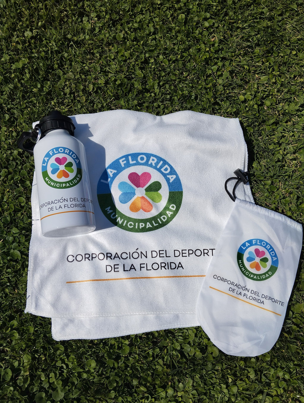 PACK DEPORTIVO TOALLA + BOTELLA PERSONALIZADOS