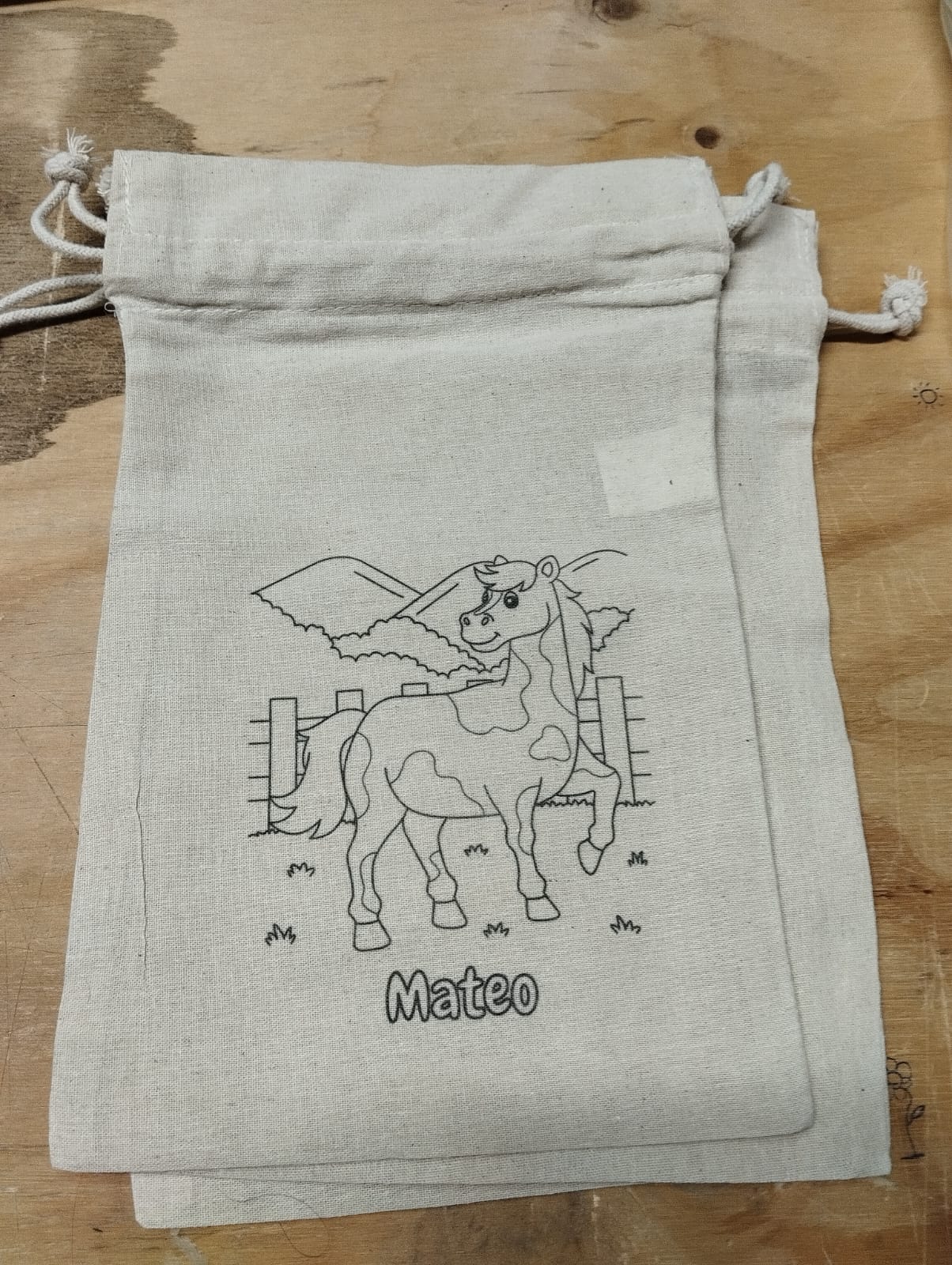 SAQUITO PINTABLE PARA COLACION O ASEO PERSONAL
