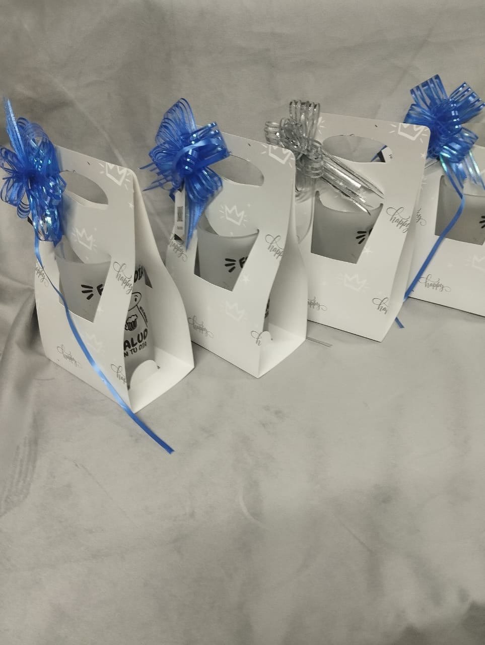 Envoltorio para Shopero, cinta y tarjeta de regalo