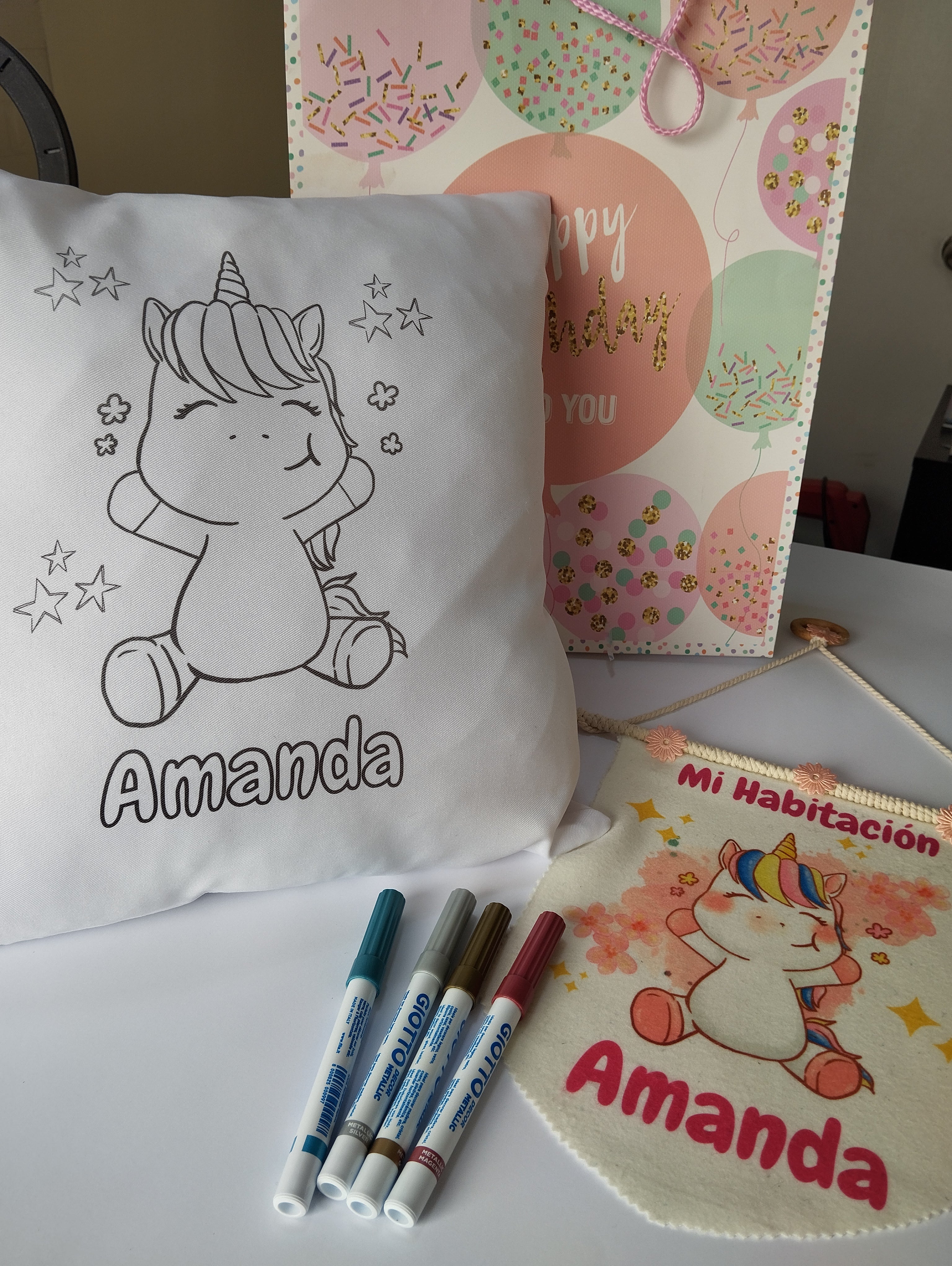 Cojín pintable personalizado + 12 lapices Acuarelables