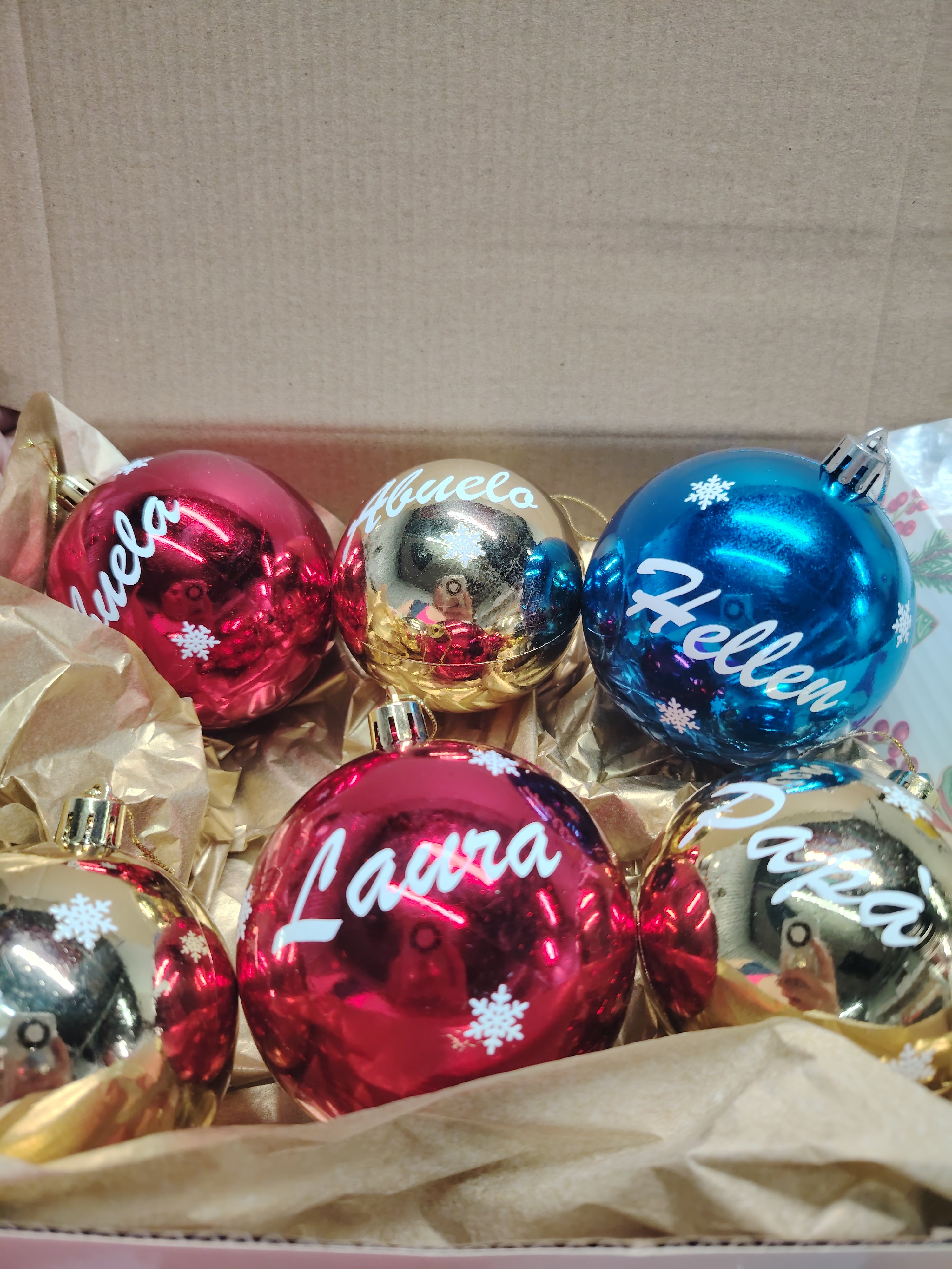 ESFERAS NAVIDEÑAS PERSONALIZADAS PARA ÁRBOL