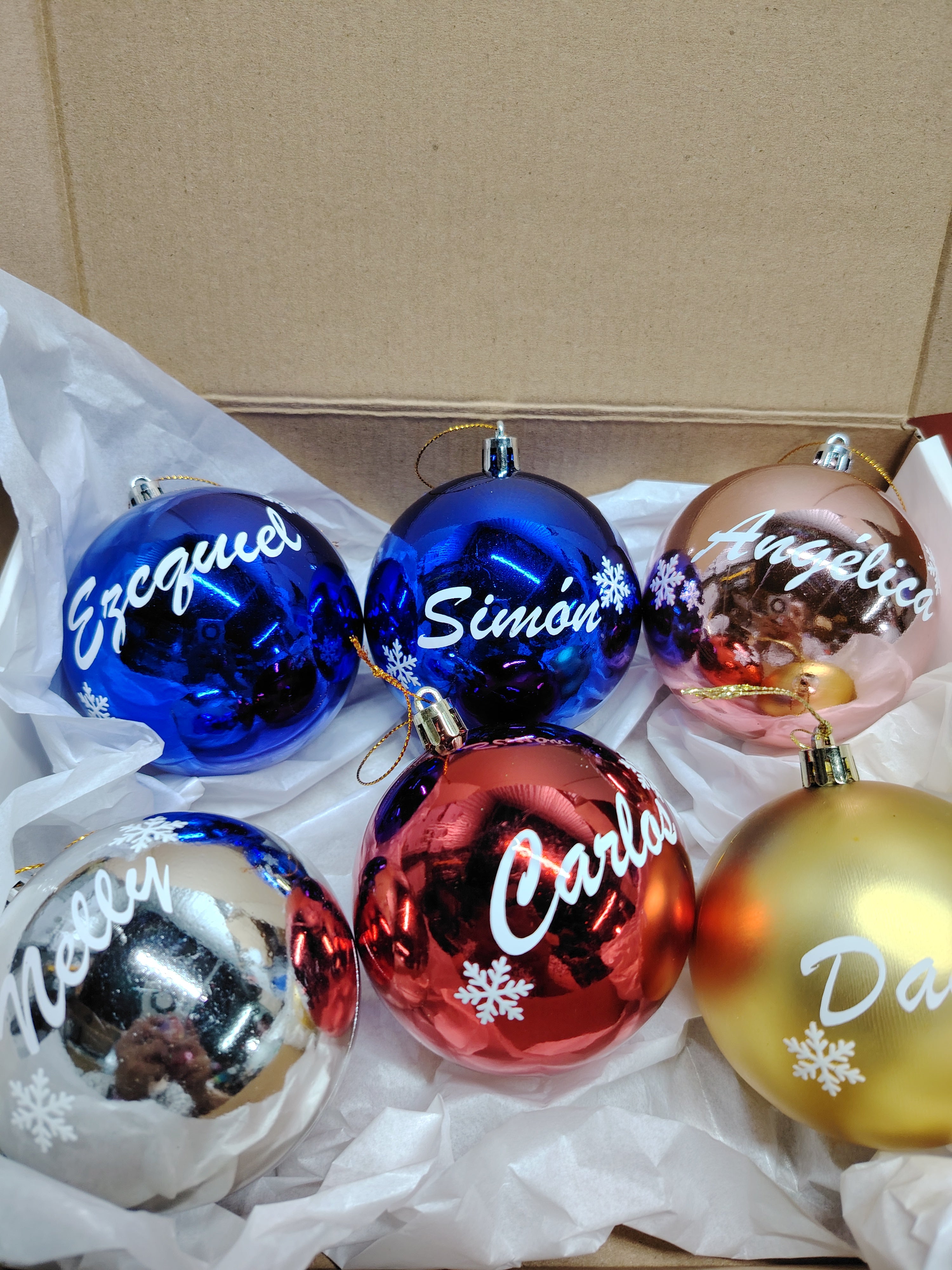 ESFERAS NAVIDEÑAS PERSONALIZADAS PARA ÁRBOL