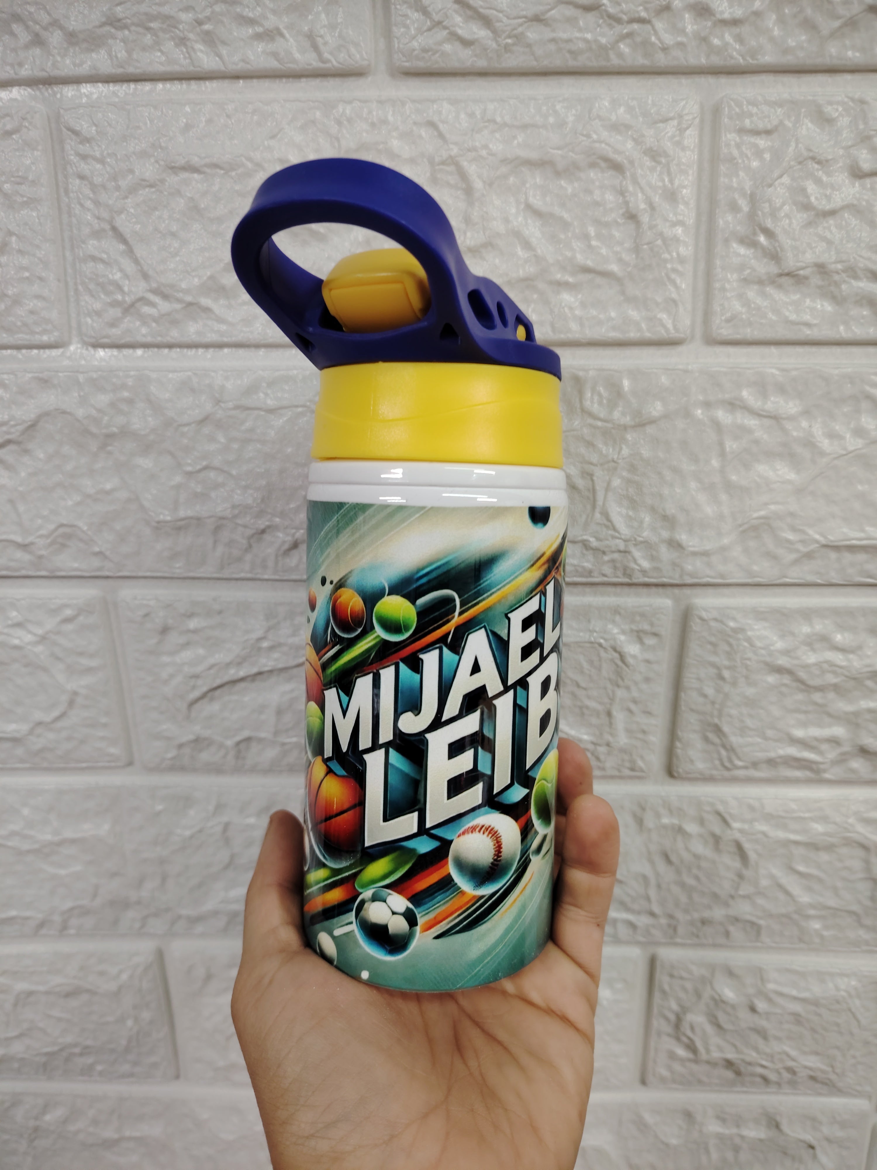 BOTELLA DE AGUA PARA NIÑOS PERSONALIZADA