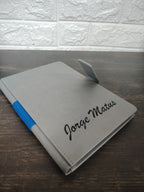 Cuaderno Gris cierre imantado
