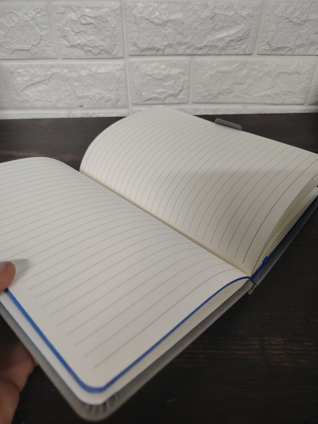 Cuaderno Gris cierre imantado