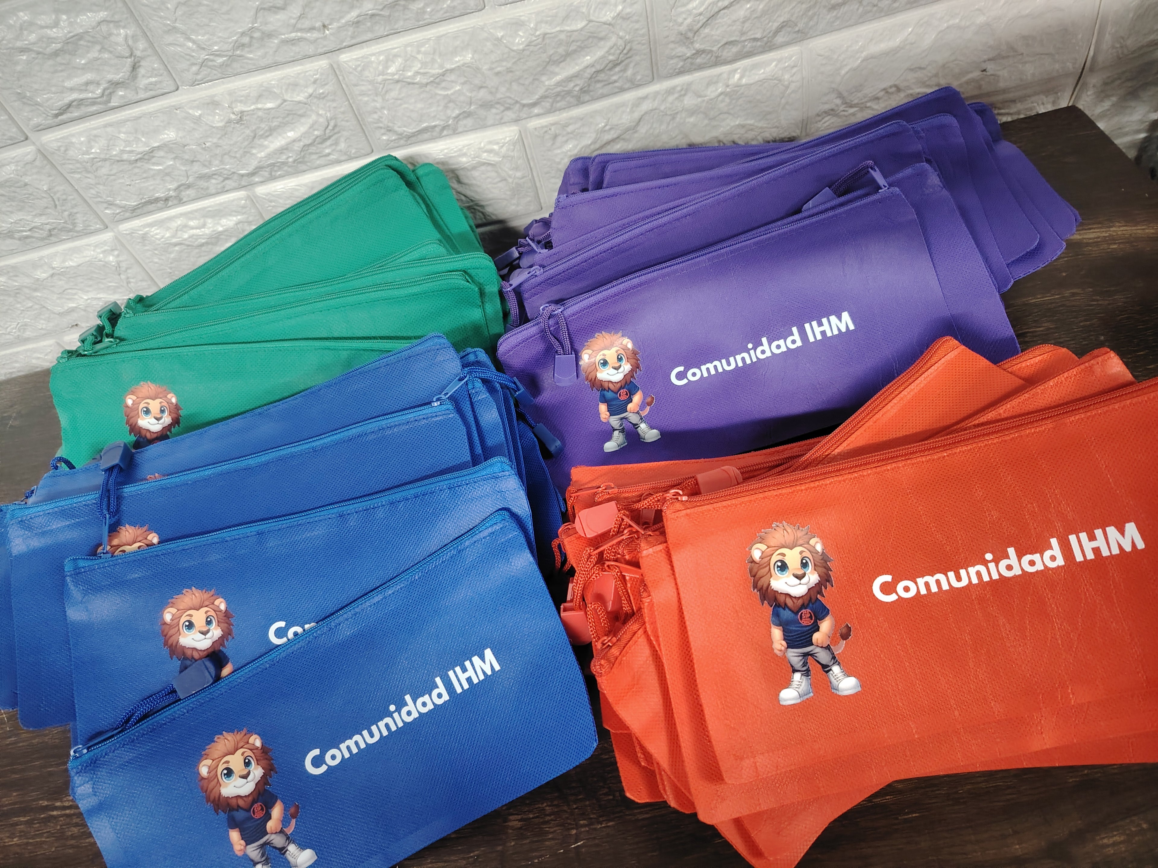Estuche Escolar de TNT