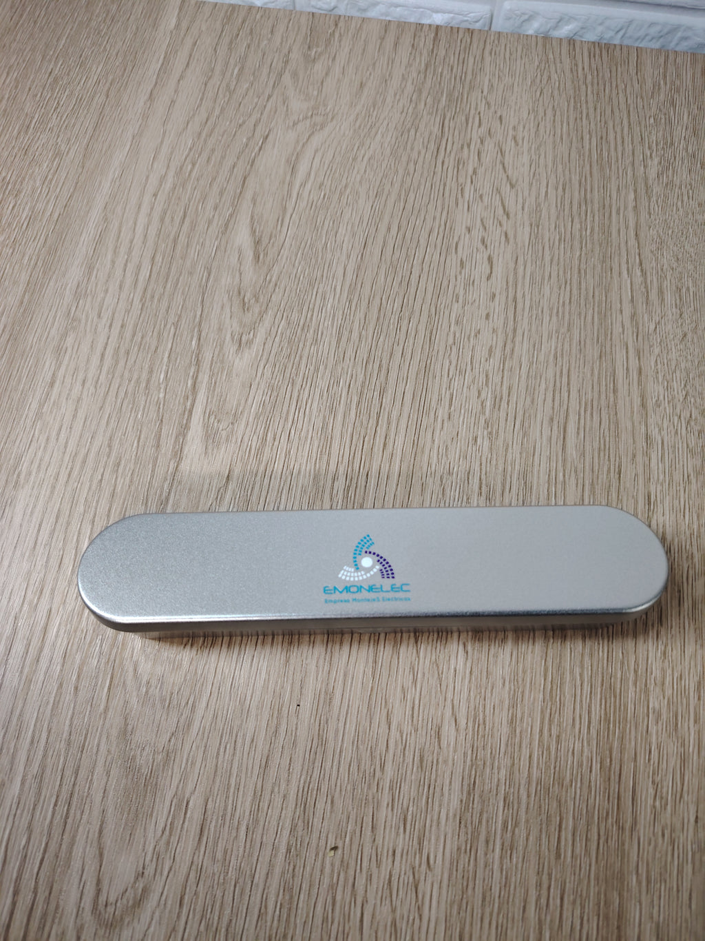 Estuche Metálico para Bolígrafo