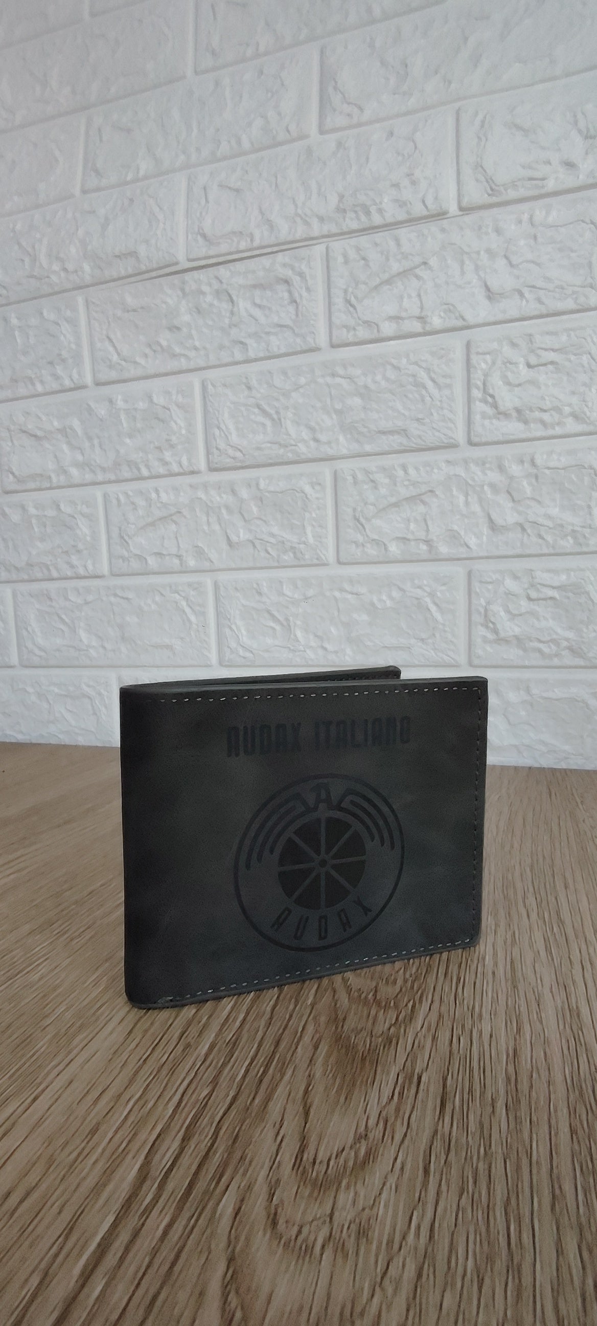 Billetera de Cuero Diseño Clasico