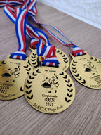 MEDALLAS DE ACRILICO GRABADO LASER
