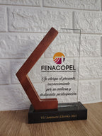 Trofeo Galvano de Madera, Mármol y Cristal "Mercx"