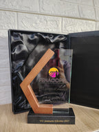 Trofeo Galvano de Madera, Mármol y Cristal "Mercx"