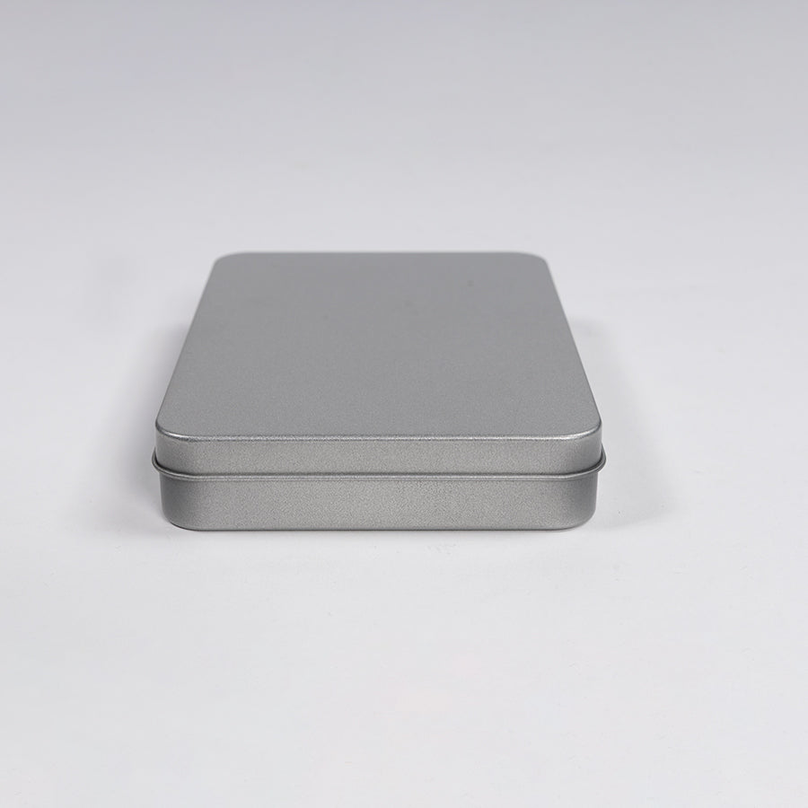 Set de Naipes y Dados en estuche de Aluminio 3
