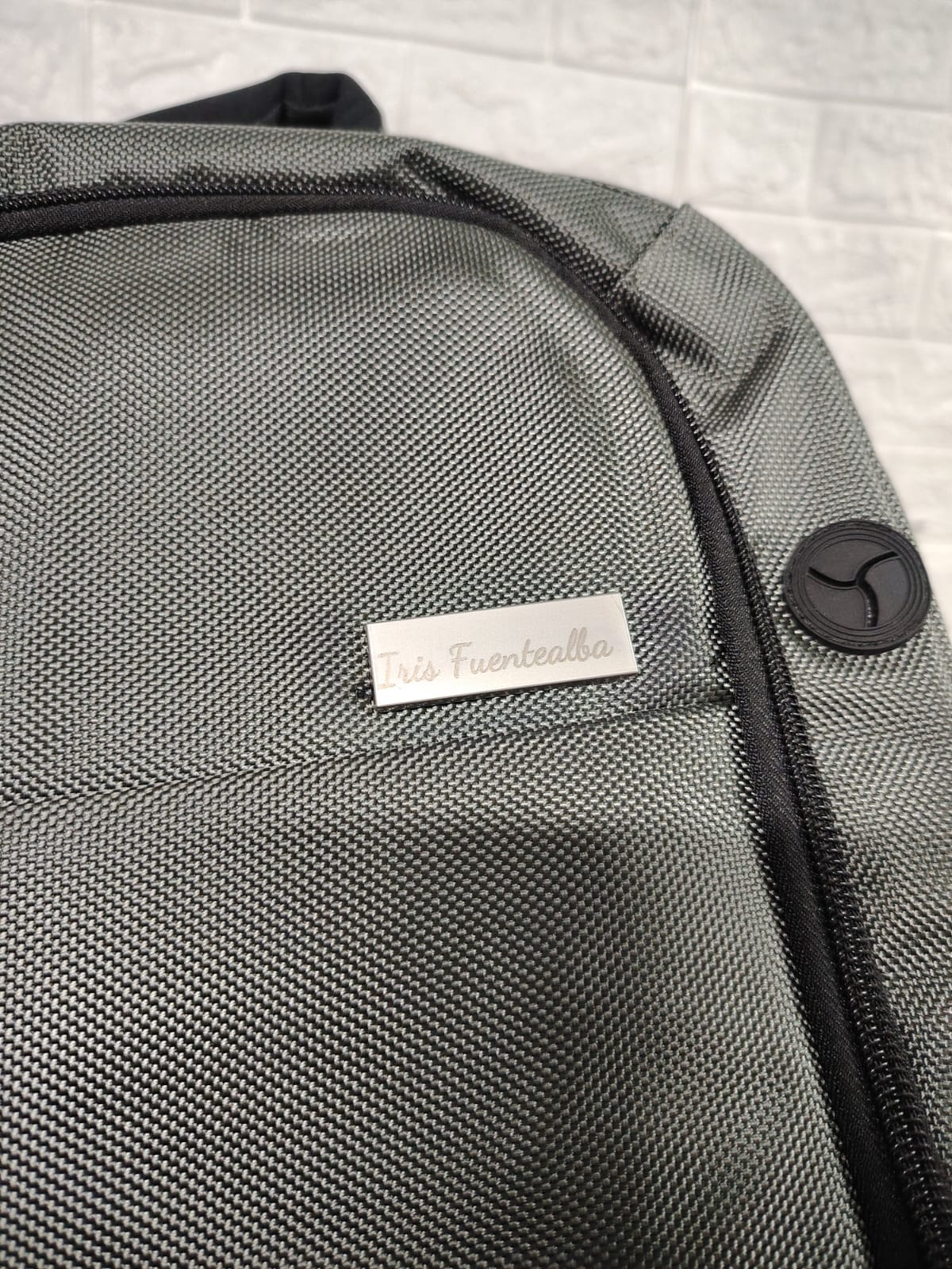 Maletín-Mochila Porta-Notebook "XD" 10L